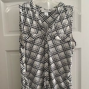 White house black market top